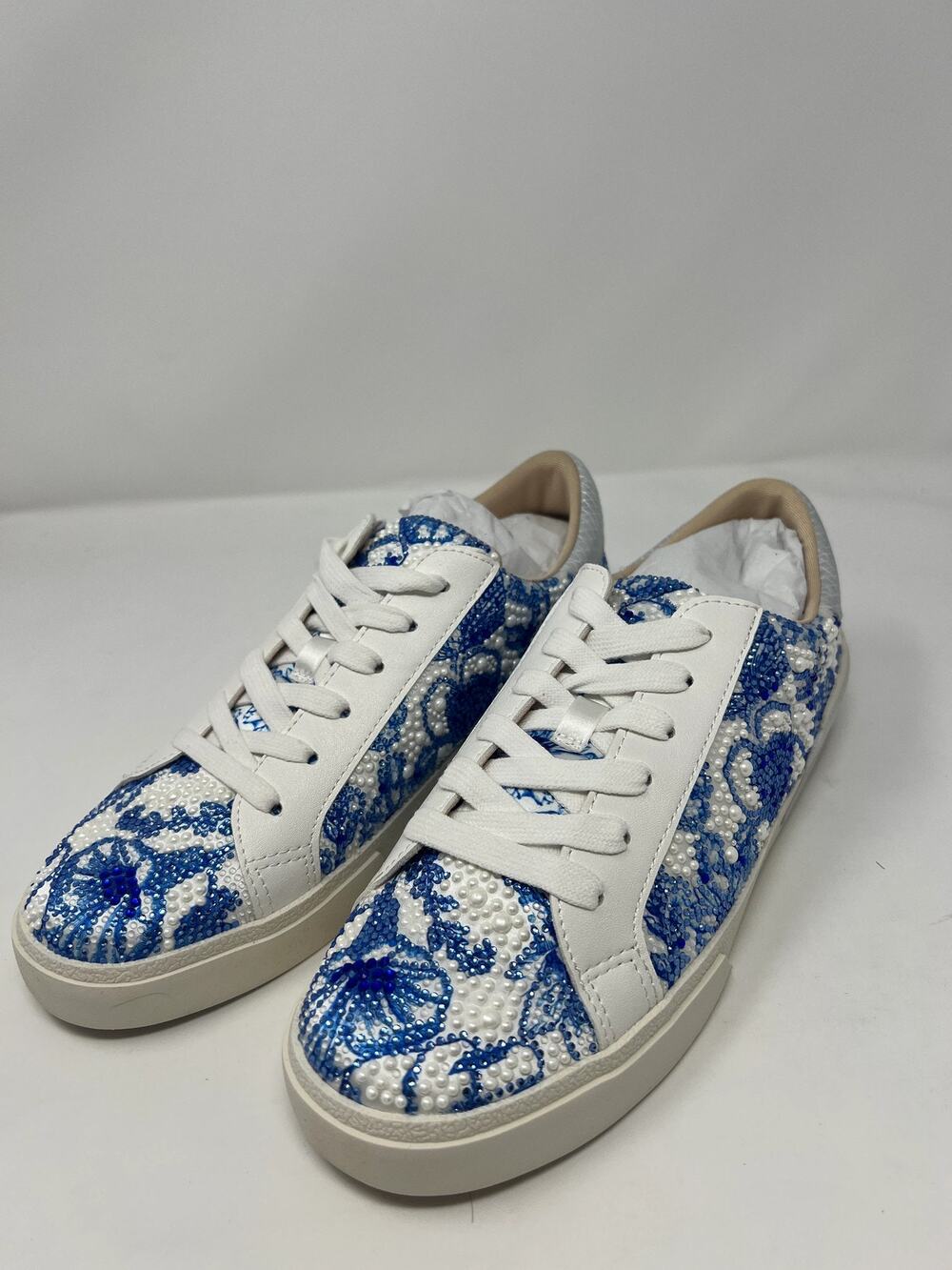 Betsey Johnson Women's 9M Damon Blue Floral Sneakers